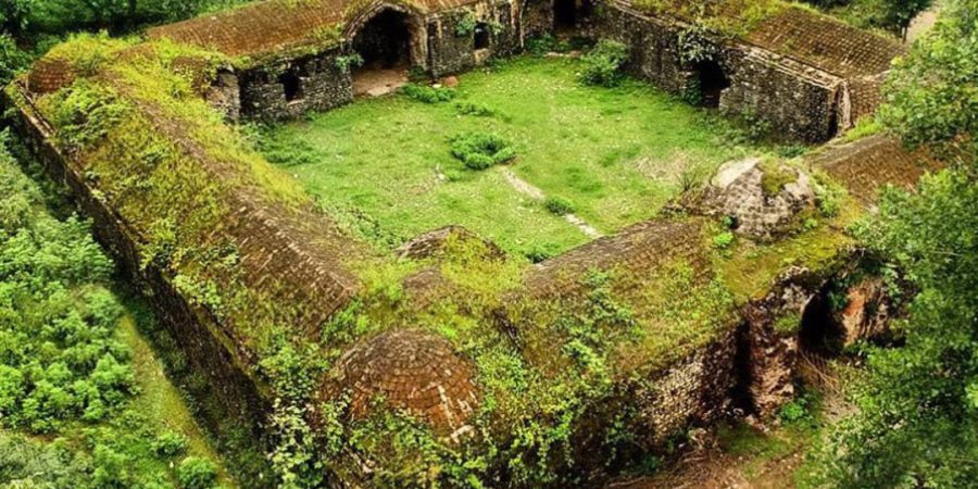 کاروانسرا تی تی کجاست؟