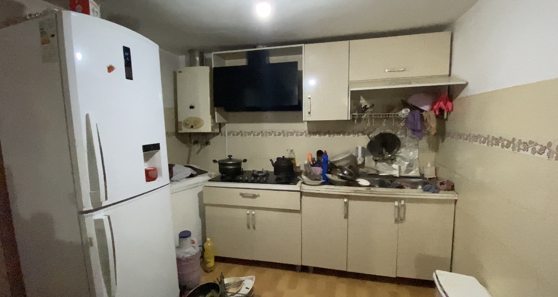 8501BFEB-5703-4C74-8A25-1B729DA290AC